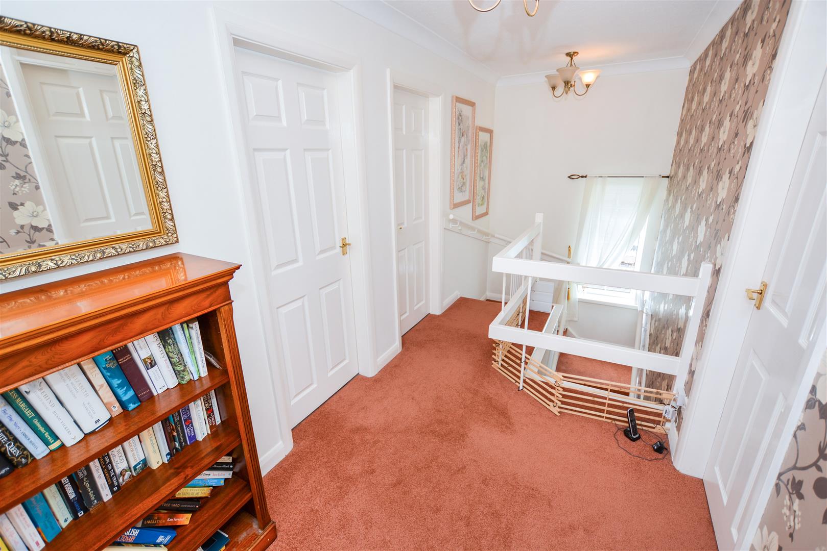 FIRST FLOOR LANDING